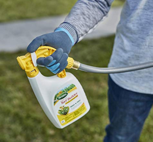 Scotts Liquid Turf Builder with Plus 2 Weed Control Fertilizer 32 fl. oz.